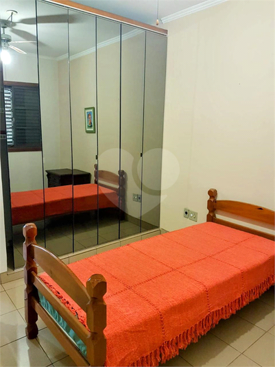 Foto REO1074518