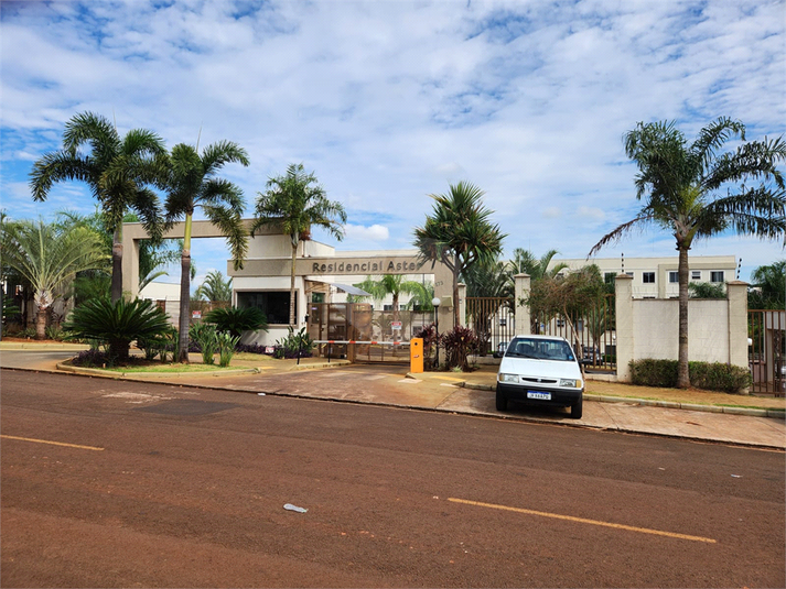 Foto REO1074547