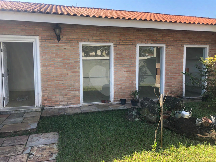 Foto REO1074551