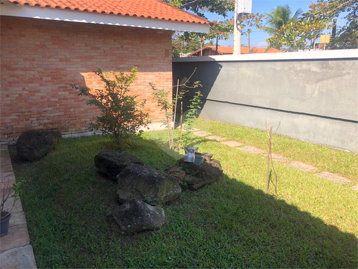 Foto REO1074551