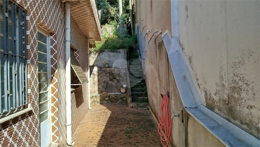 Foto REO1074589
