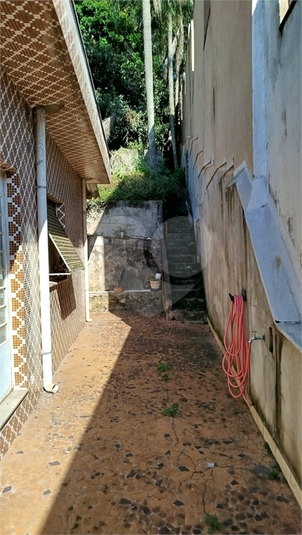Foto REO1074589