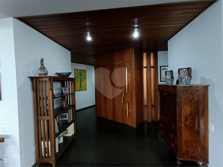 Foto REO1074644