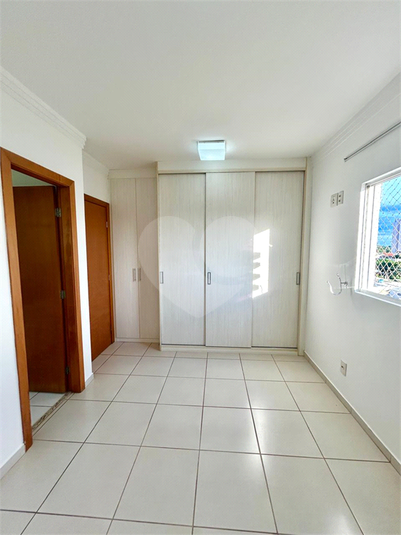 Foto REO1074687