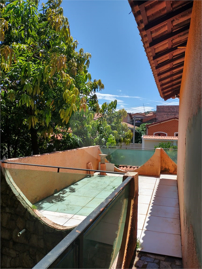 Foto REO1074690