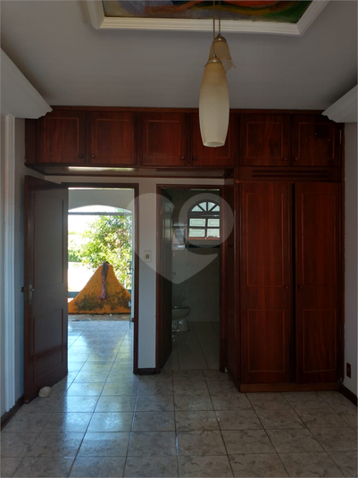 Foto REO1074690