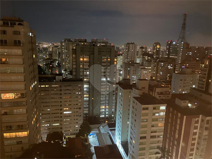 Foto REO1074722
