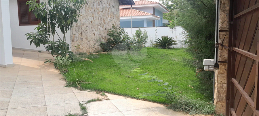 Foto REO1074743
