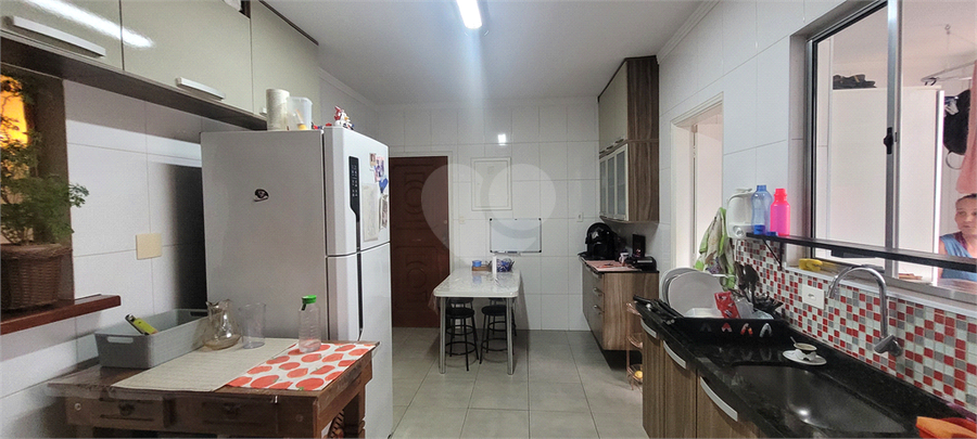 Foto REO1074771