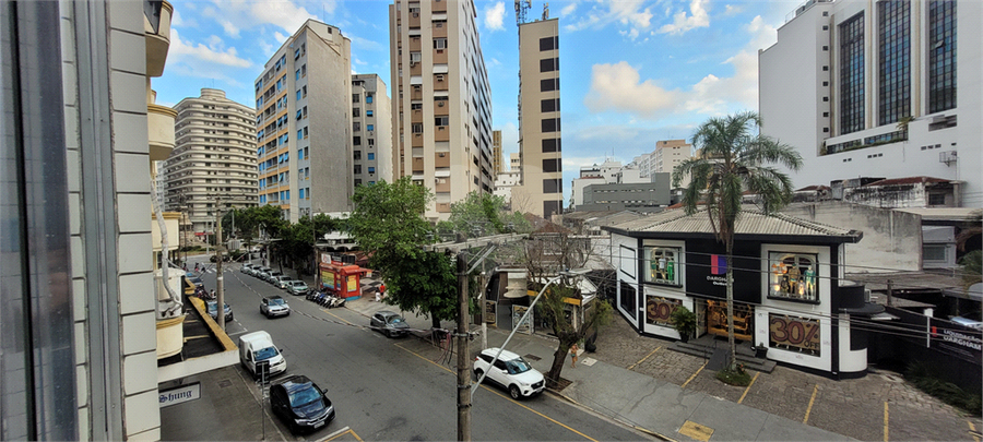 Foto REO1074786