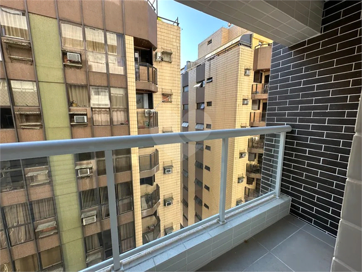 Foto REO1074789