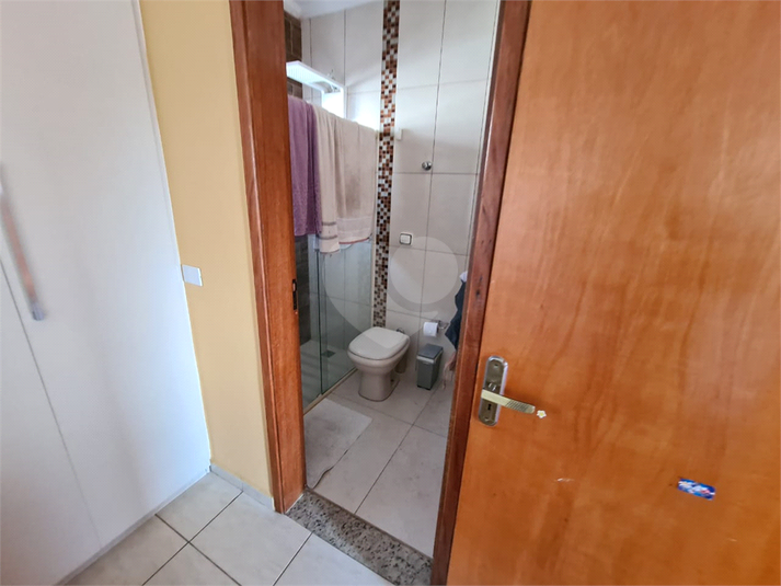 Foto REO1074835
