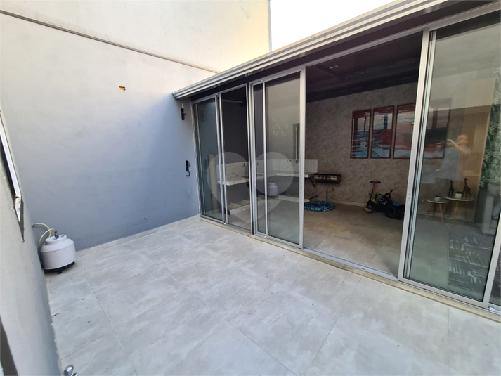Foto REO1074835