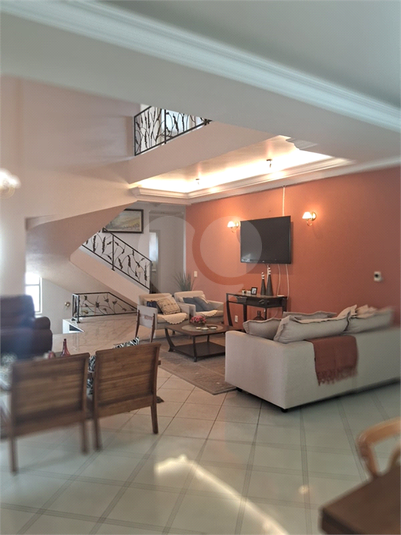 Foto REO1074937