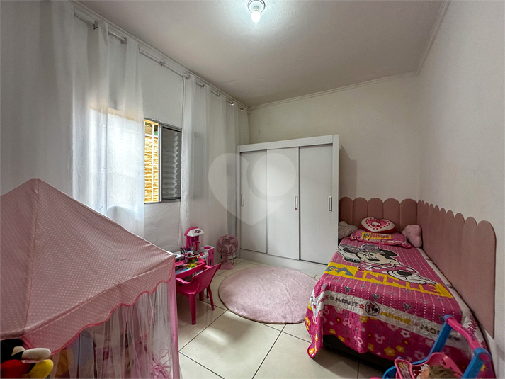 Foto REO1074947