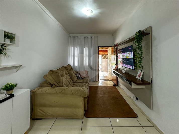 Foto REO1074947