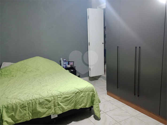 Foto REO1074973