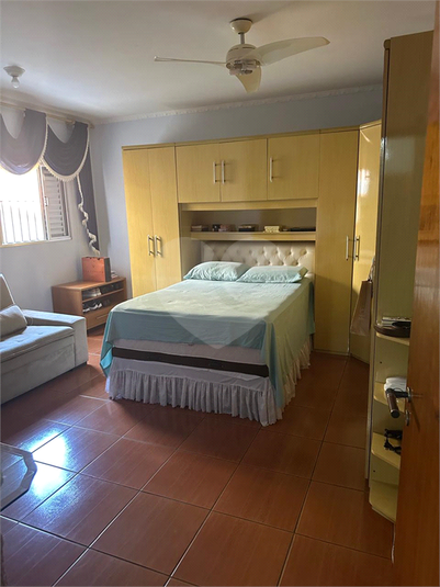 Foto REO1074999