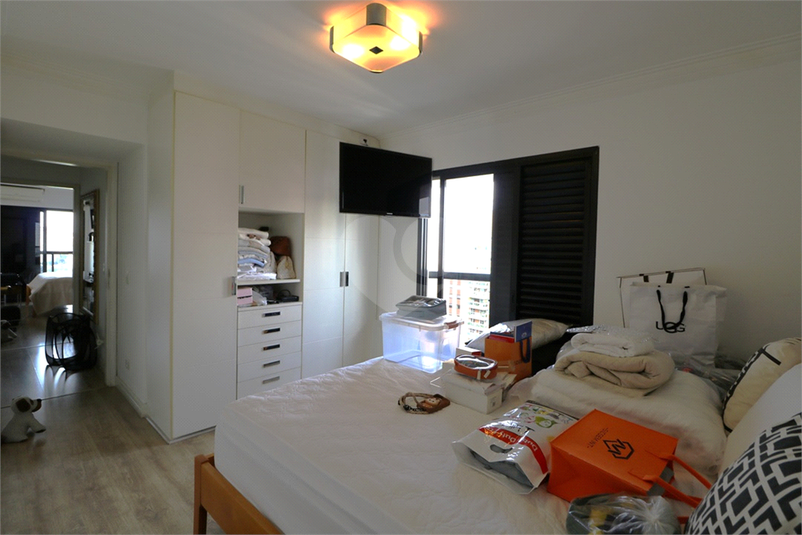 Foto REO1075023
