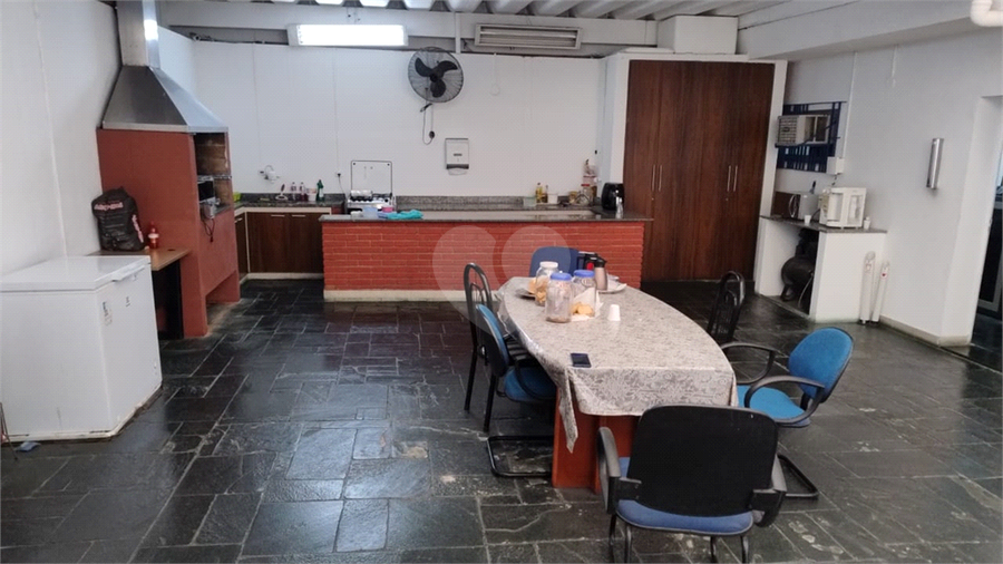 Foto REO1075025