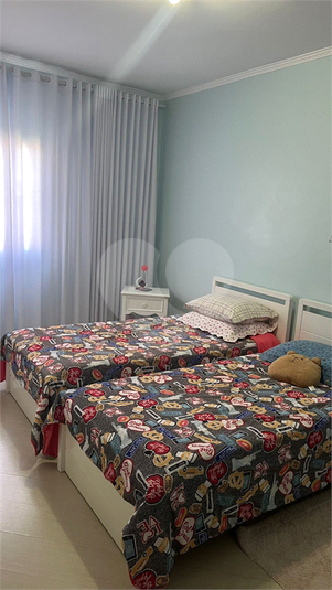 Foto REO1075029