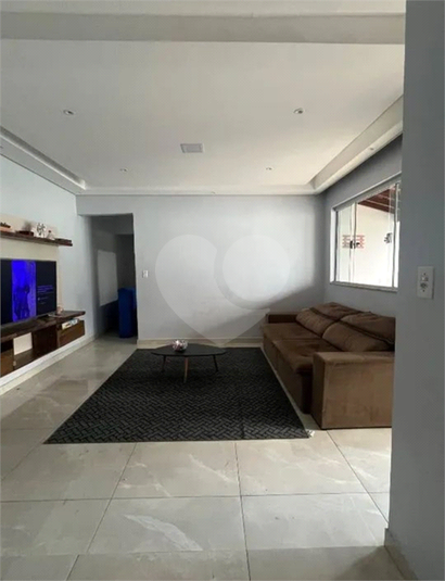 Foto REO1075033