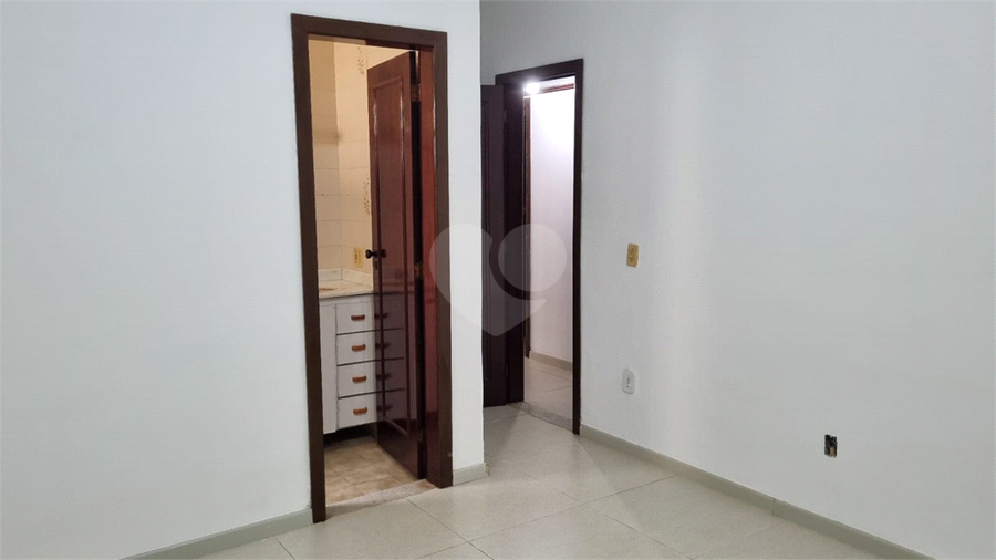 Foto REO1075055