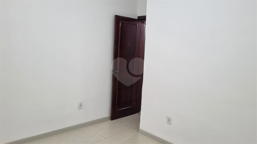Foto REO1075055