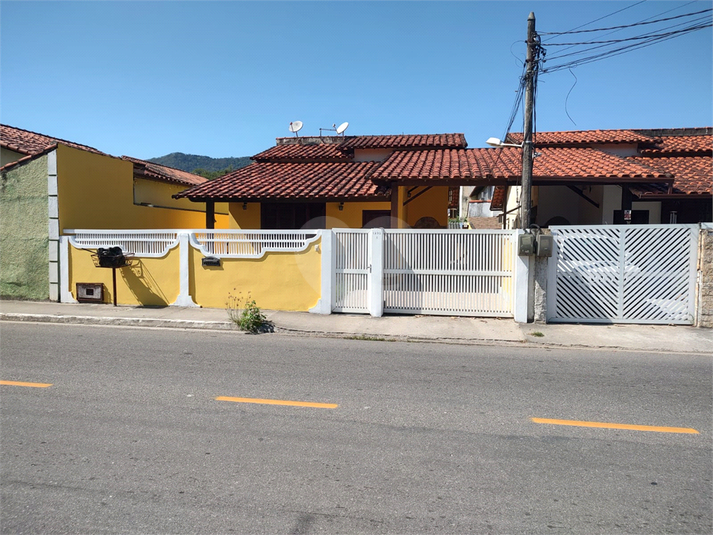 Foto REO1075055