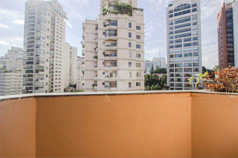 Foto REO1075065
