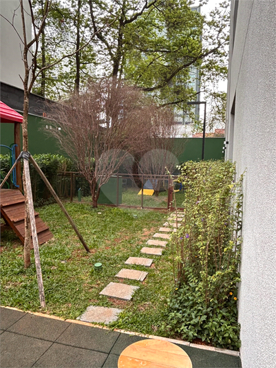 Foto REO1075104