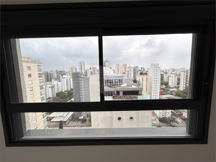 Foto REO1075104