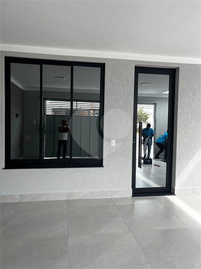 Foto REO1075105
