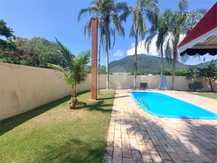 Foto REO1075107