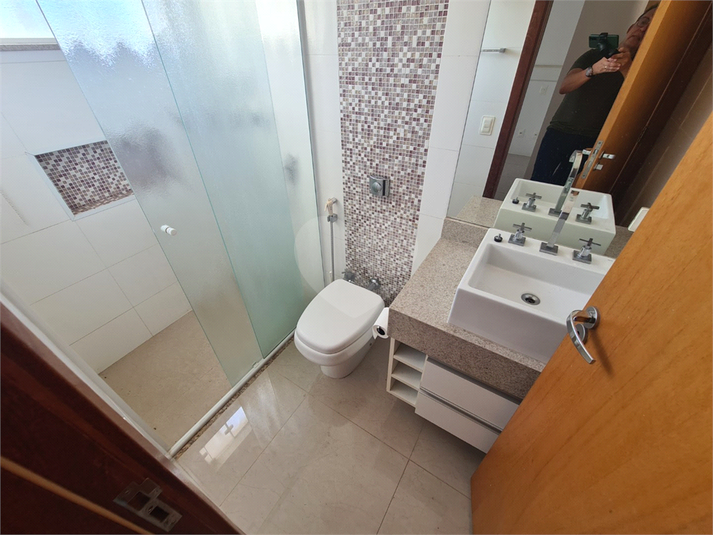 Foto REO1075150