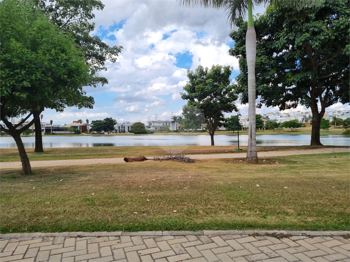 Foto REO1075150