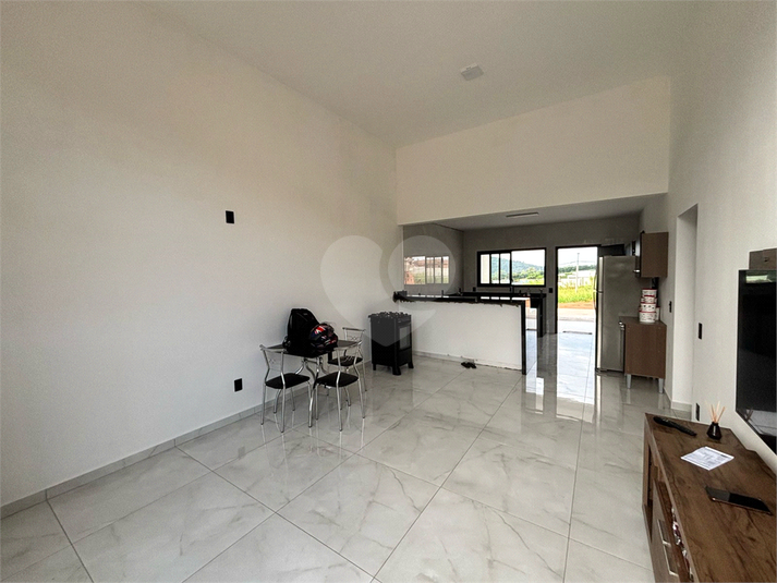 Foto REO1075175