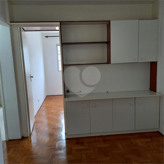 Foto REO1075180