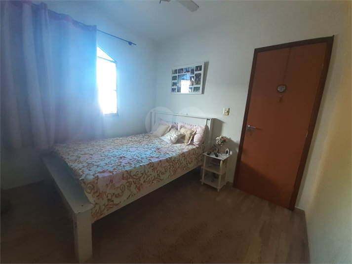 Foto REO1075258