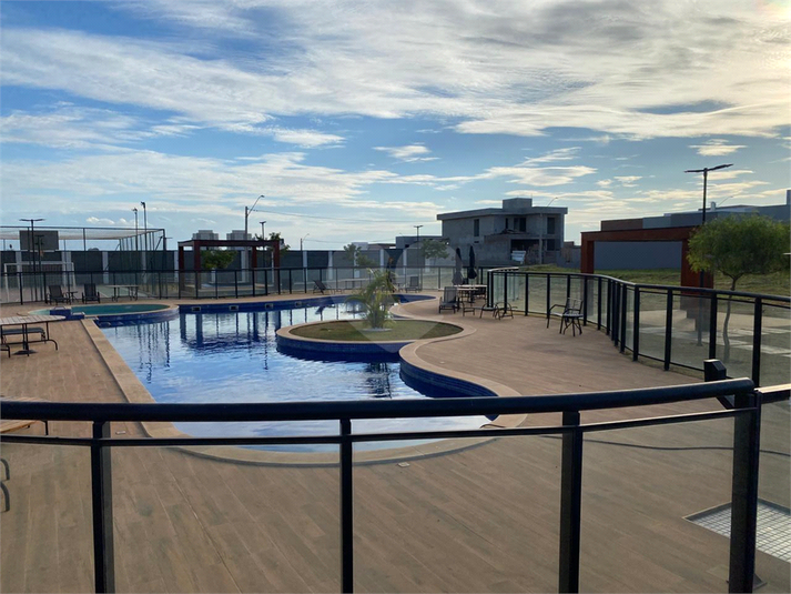 Foto REO1075330