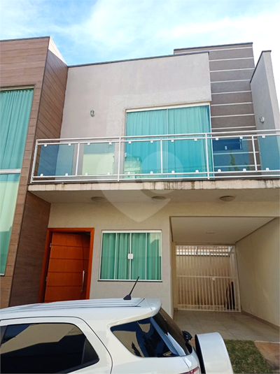 Foto REO1075352