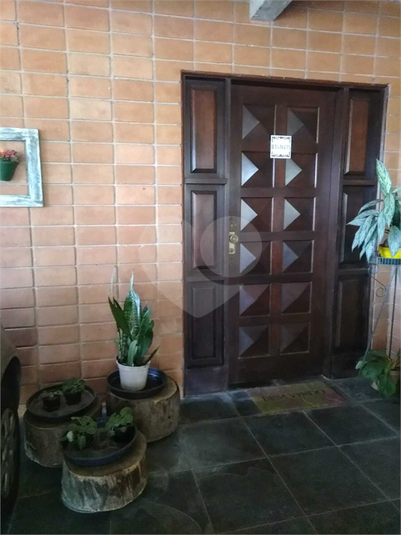 Foto REO1075404
