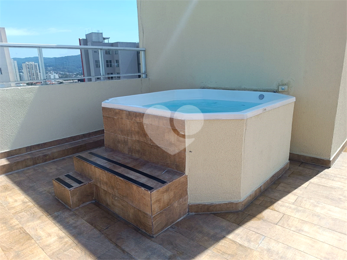Foto REO1075573
