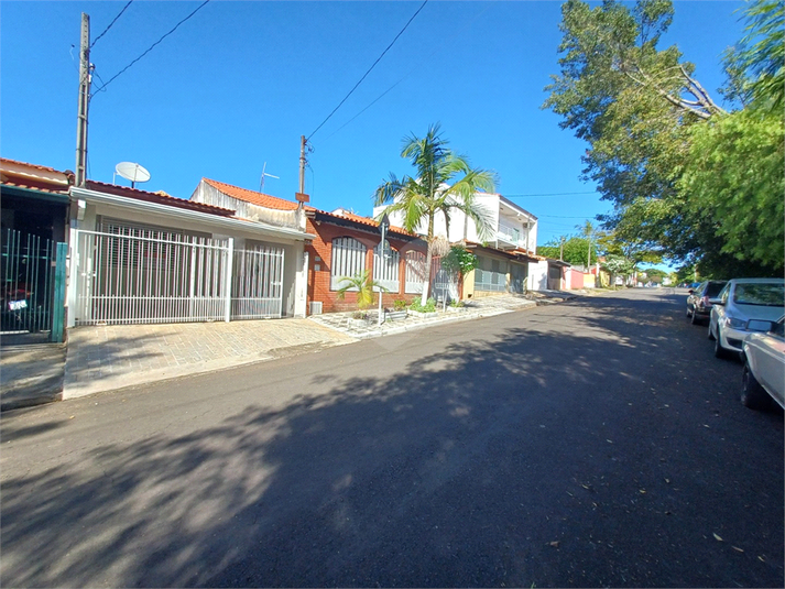 Foto REO1075631