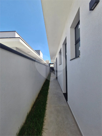 Foto REO1075708
