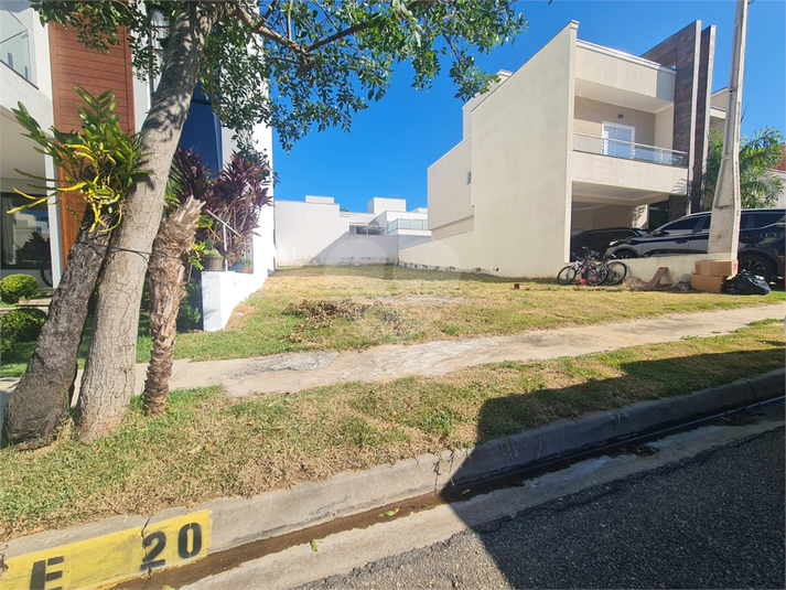 Foto REO1075726