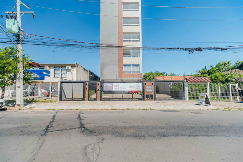 Foto REO1075745