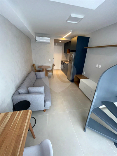 Foto REO1075901