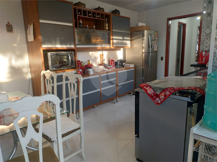 Foto REO1075902