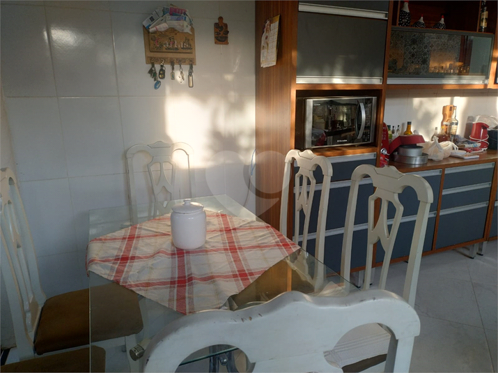 Foto REO1075902